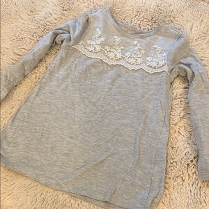 Kids Korner Elegant Kids Long Sleeve Top with Lace - Light Gray 5/6 6
